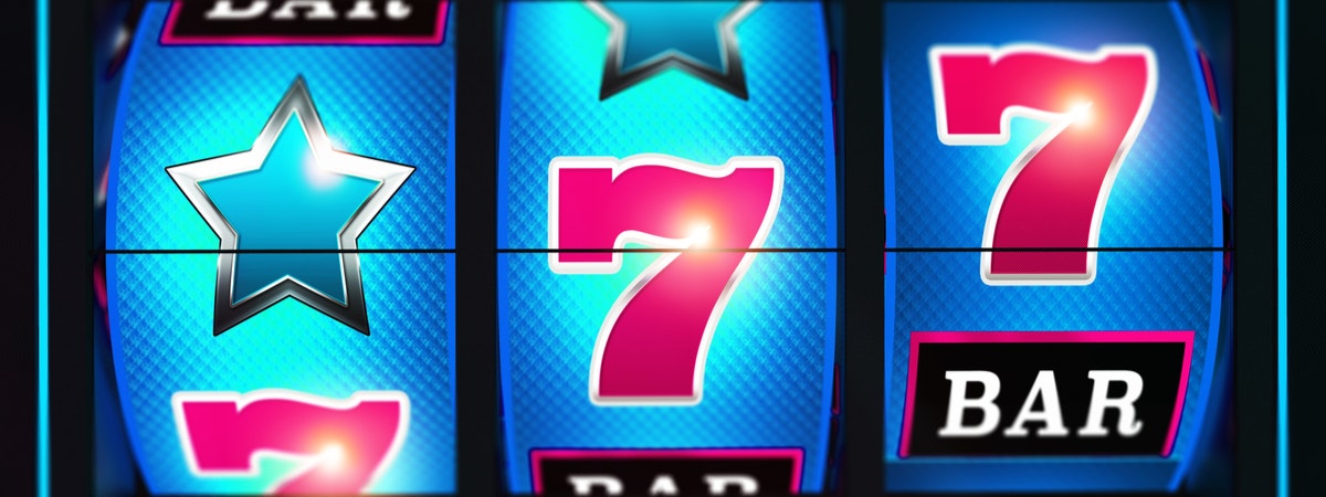 Hacking the slot machine algorithm: Does it really work?
